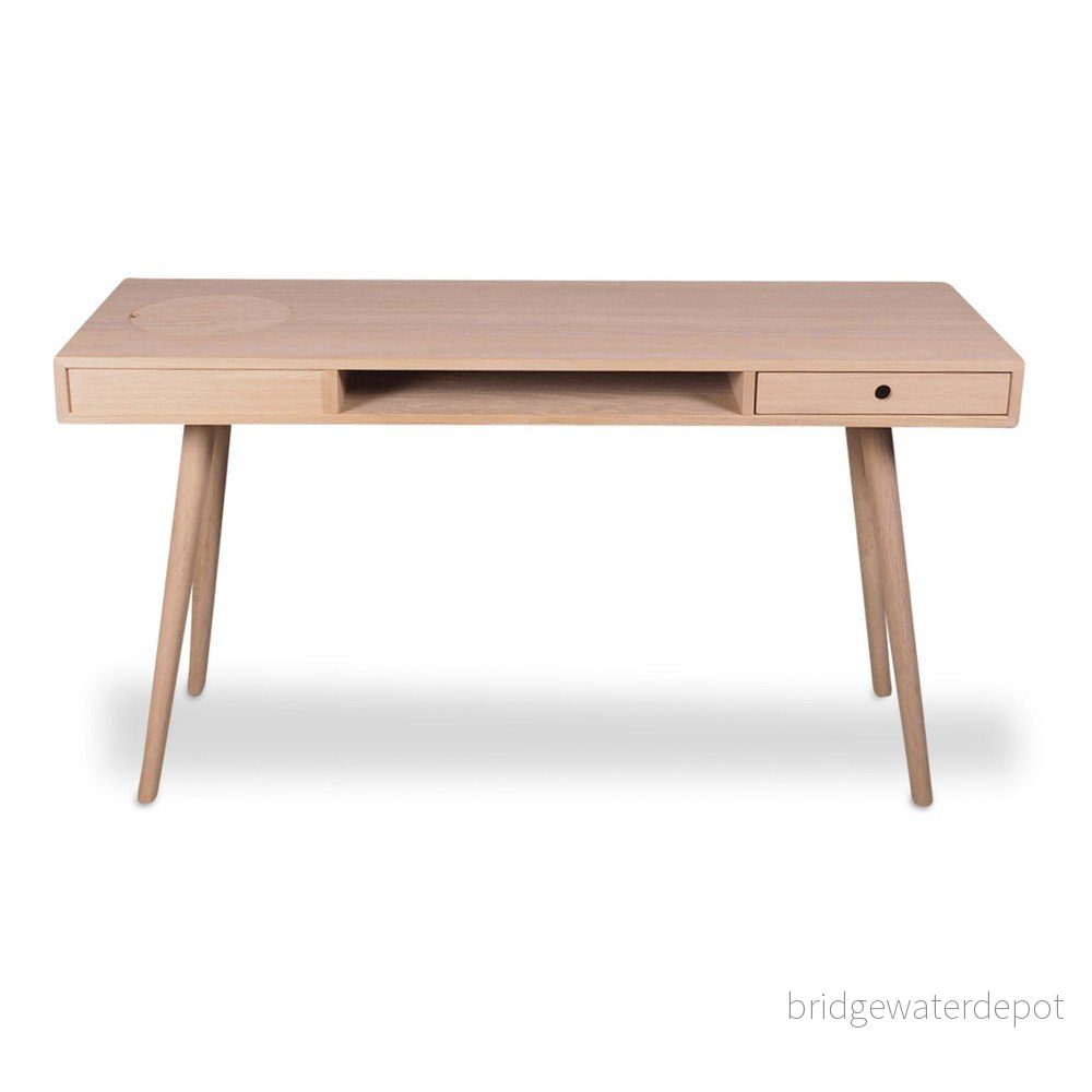 Světle hnědý psací stůl WOOD AND VISION Classic, 140 x 49 cm v:1241804