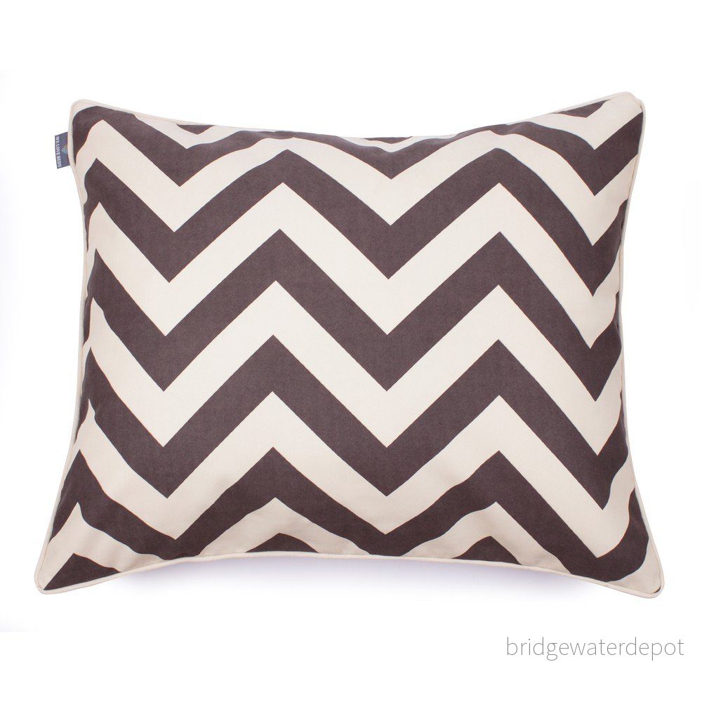 Béžovo-hnědý povlak na polštář WeLoveBeds Zig Zag Brown, 40 x 60 cm v:1396003 Béžovo-hnědý povlak na polštář WeLoveBeds Zig Zag Brown, 40 x 60 cm v:1396003