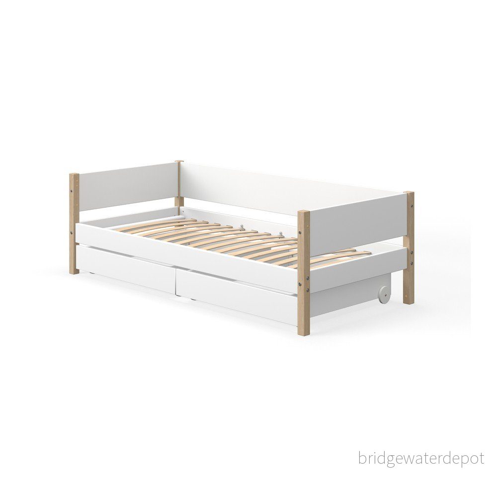Bílá dětská postel se zásuvkami Flexa White, 90 x 200 cm v:1423395