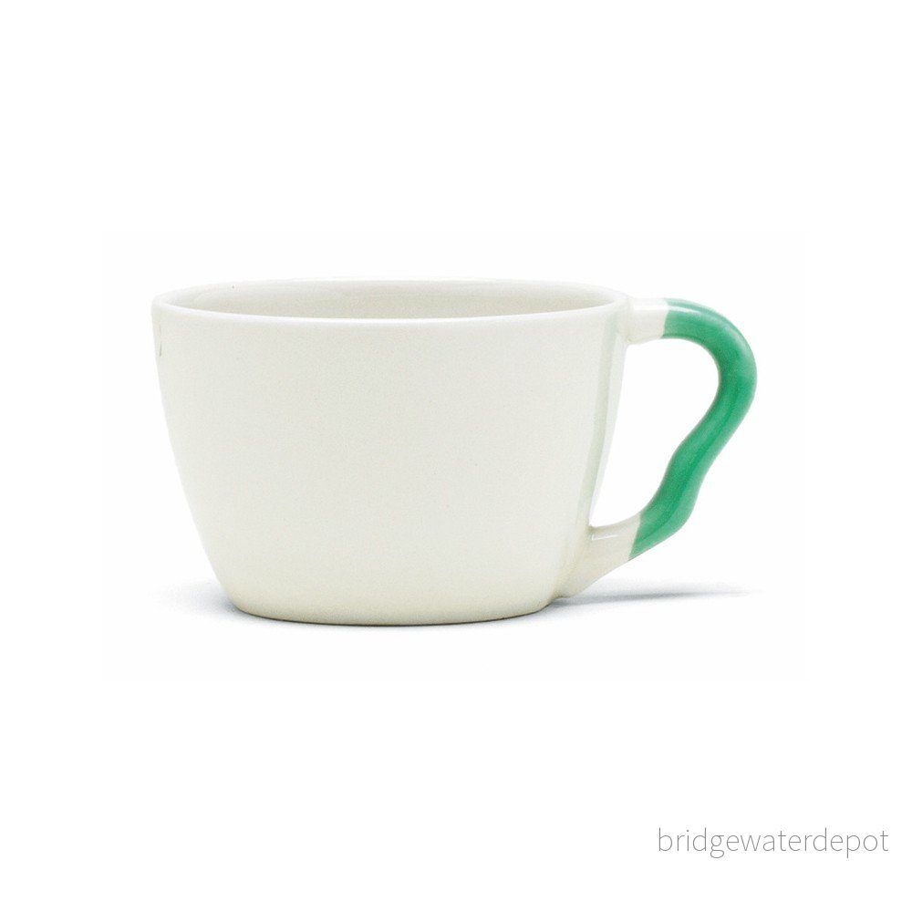 Bílý kameninový hrnek s detailem v zelené barvě Kähler Design Ursula, 300 ml v:1301612 Bílý kameninový hrnek s detailem v zelené barvě Kähler Design Ursula, 300 ml v:1301612